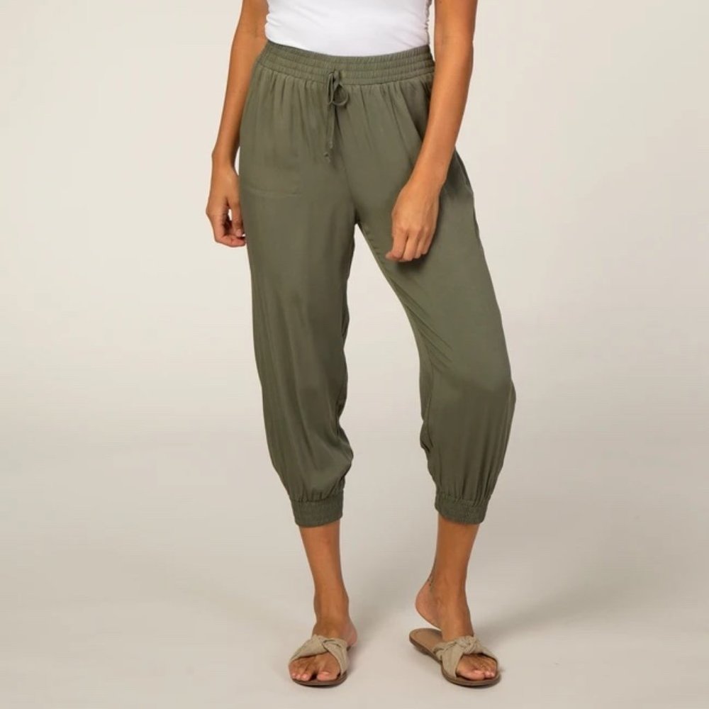 NWOT Pinkblush Olive Maternity Cropped Jogger Pant